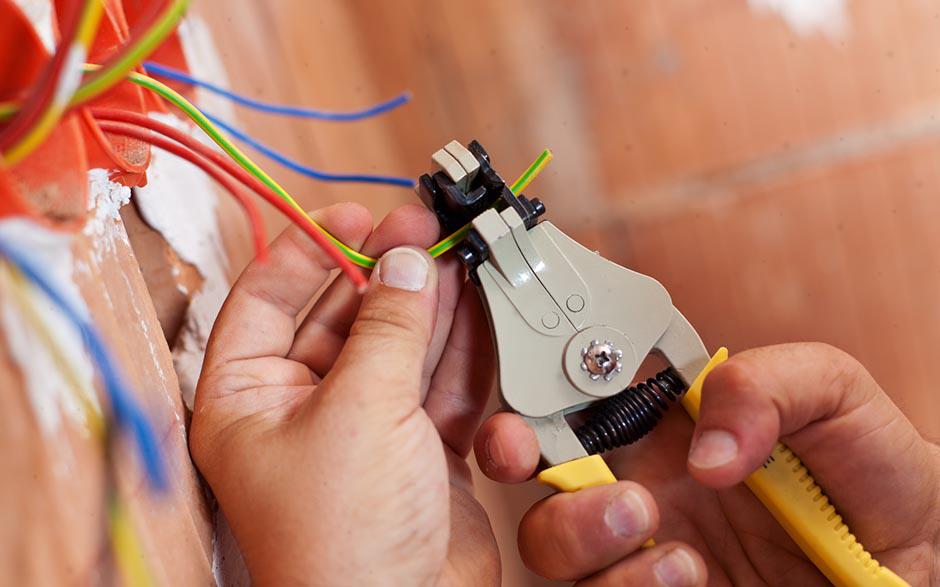 électricien en urgence Ver-sur-Launette